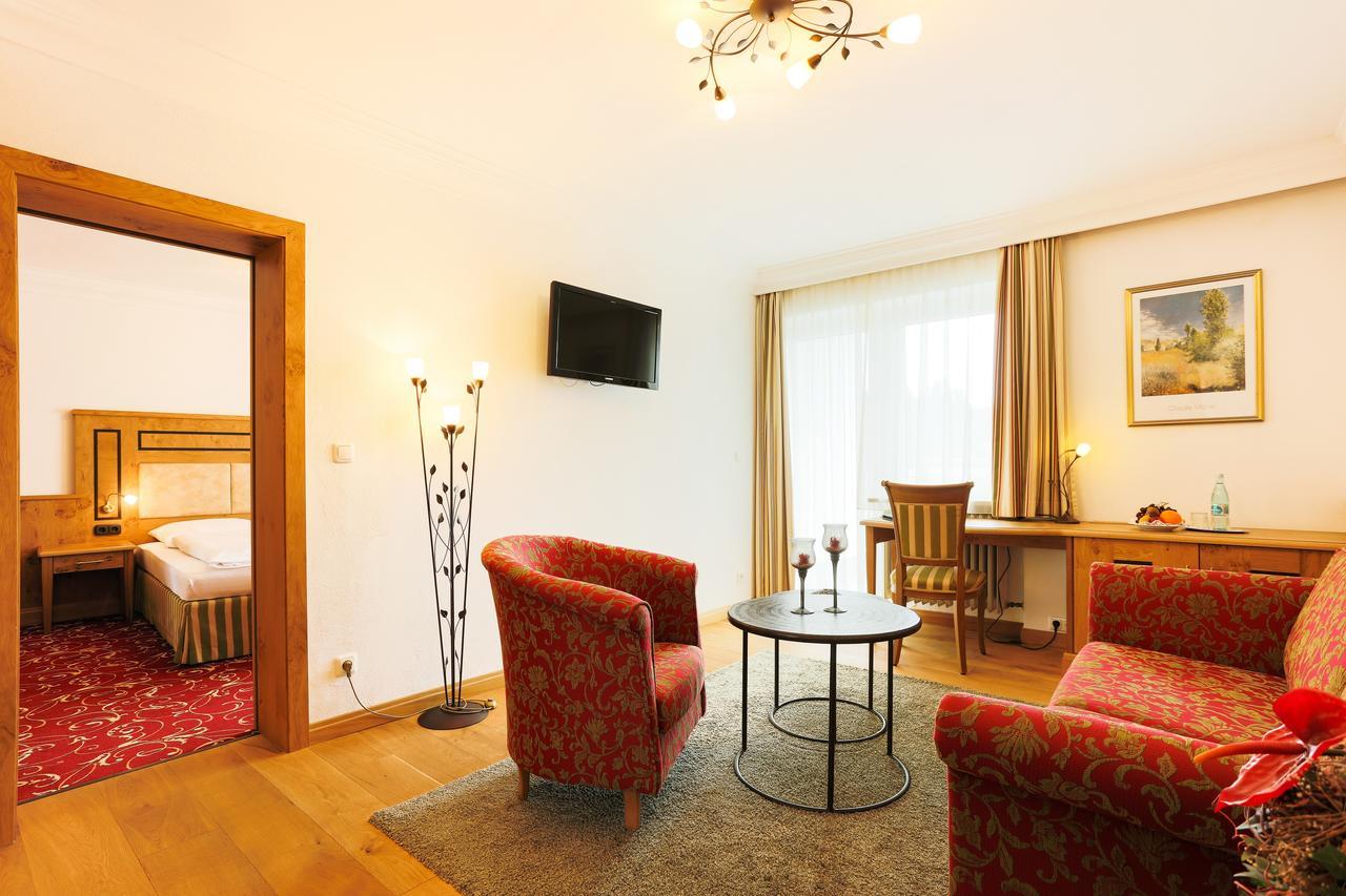 Sattelbogener Hof Hotel Traitsching Kültér fotó