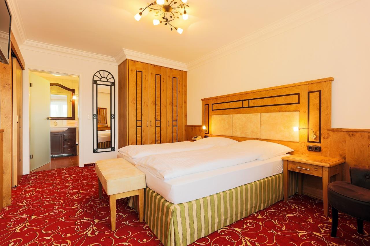 Sattelbogener Hof Hotel Traitsching Kültér fotó